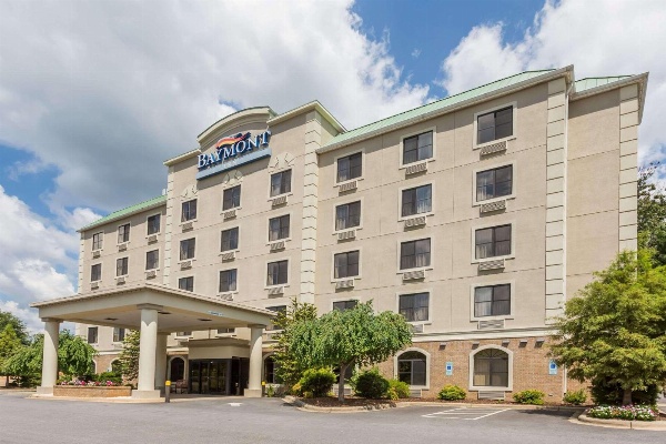 Baymont by Wyndham Asheville/Biltmore image 1