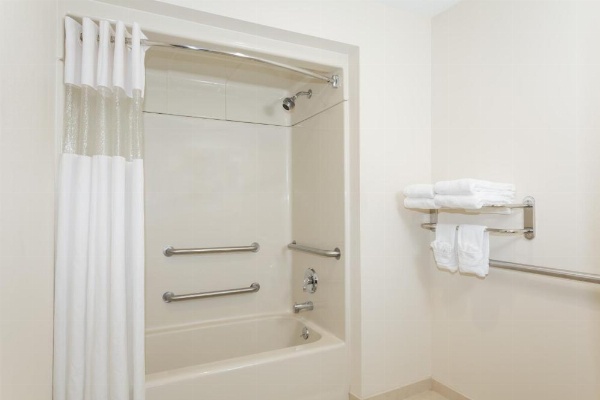 Baymont by Wyndham Asheville/Biltmore image 15