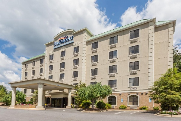 Baymont by Wyndham Asheville/Biltmore Main image